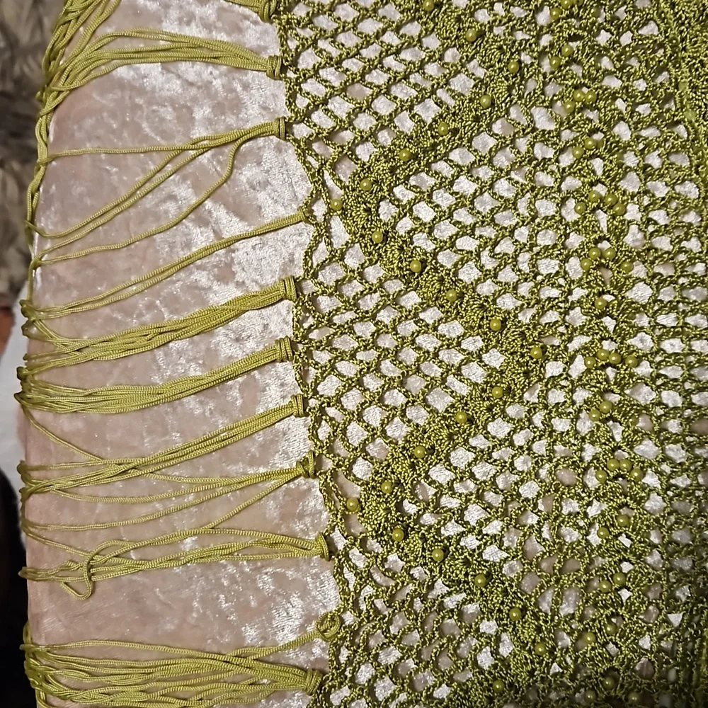 AMERICAN JEANS GREEN BEADED CROCHET CROP TOP SIZE S - Picture 4 of 7